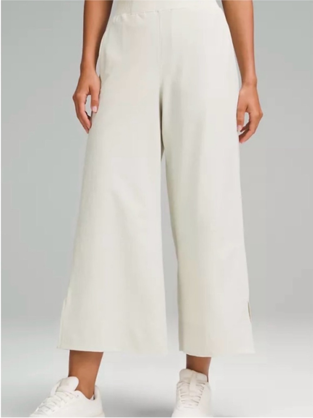 Stretch Woven Wide-Leg High-Rise Crop Size L
